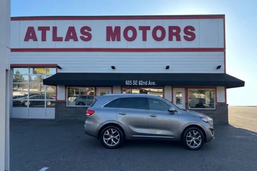 Atlas Motors LLC dealership lot in Portland, OR